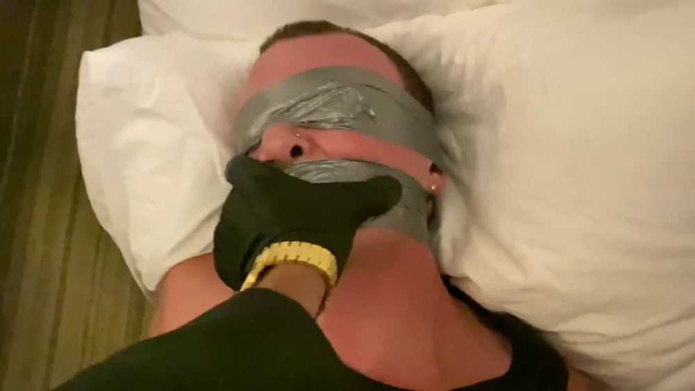 Real-Time: Tatted Canadian Twink